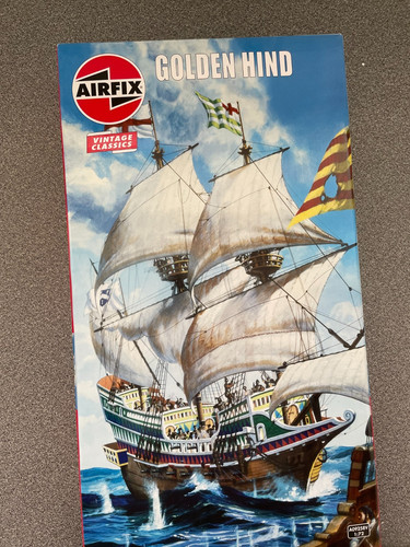 Golden hind vintage classics - golden,