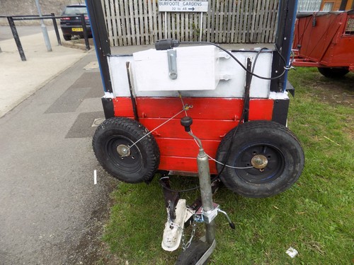 Solid trailer 5ftx3ftx19in - trailer,