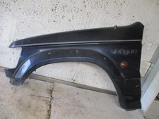 Mitsubishi Shogun left wing