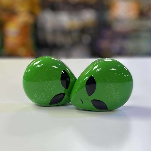 Alien head candy tin - candy, x