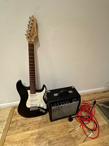 Stratocaster style black solid - stratocaster,
