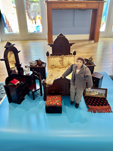 Fabulous dolls house victorian - fabulous,