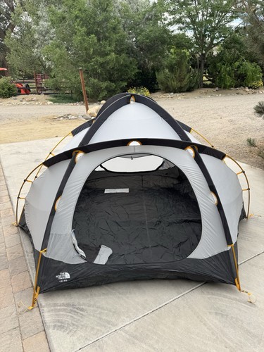 The north face - 25, tent