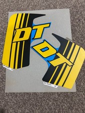 YAMAHA DT125LC N.O.S TANK DECAL SET (26F-24240-20)