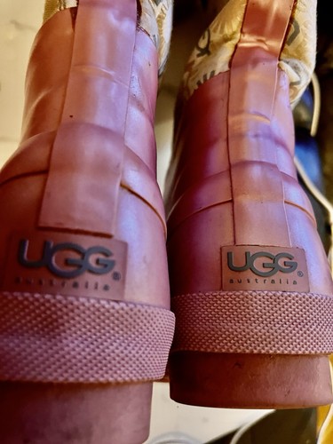 Vintage rare early ugg - rare,