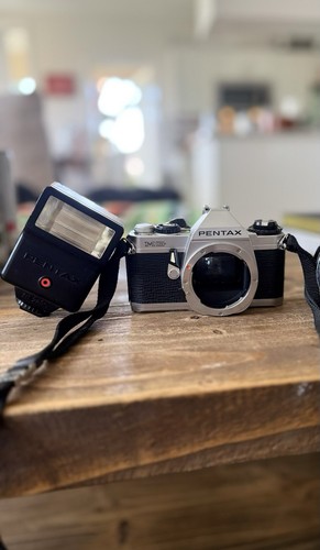 Pentax 35mm camera - 35mm, w/