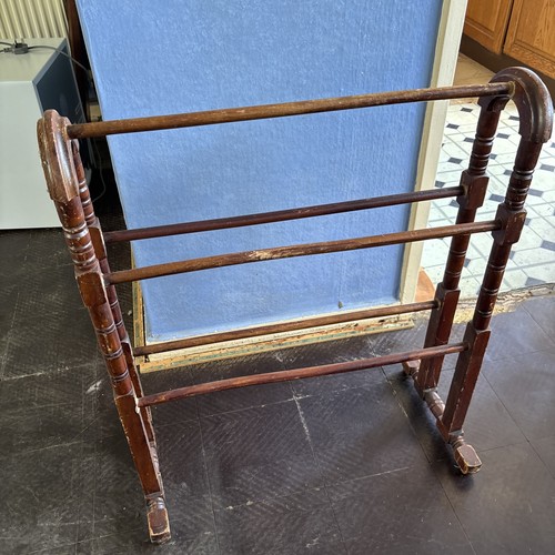 Vintage wooden towel rail - wooden,