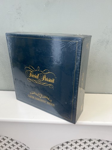 Trivial pursuit master game - trivial,