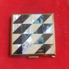 Vintage Kigu Mother of Pearl