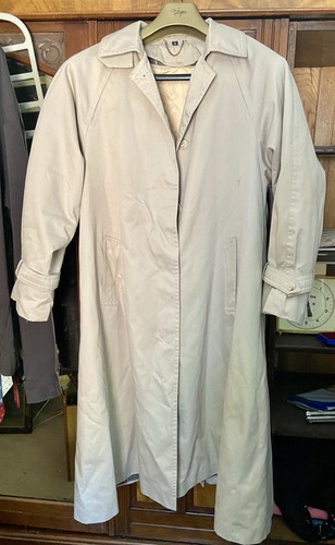 Classic beige vintage trench - classic,