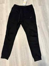 Nike Tech Fleece Slim Fit