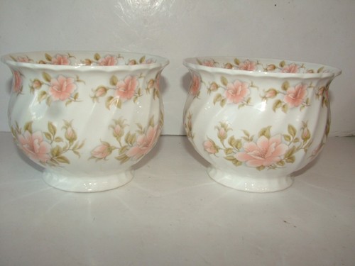 Chelson ribbed bone china - 2x,