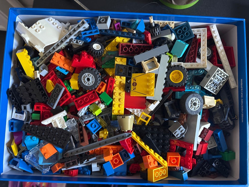 Lego 3kg job lot - 3kg,