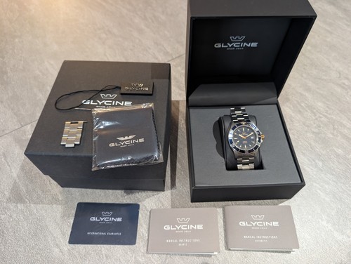 Glycine combat sub 42mm autom - combat,