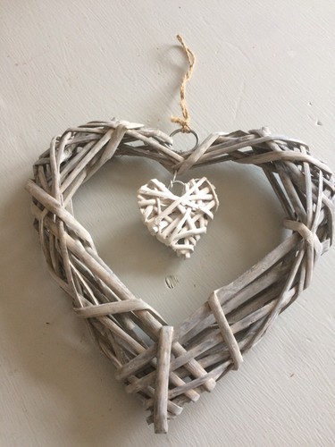 Grey wash willow heart - wash, wall