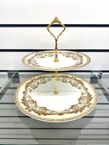 Harrods cake stand cream - stand,