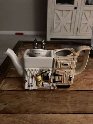 Paul cardew miniature - paul, tea