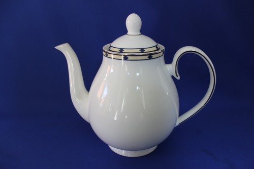 Royal doulton teapot blue - royal,