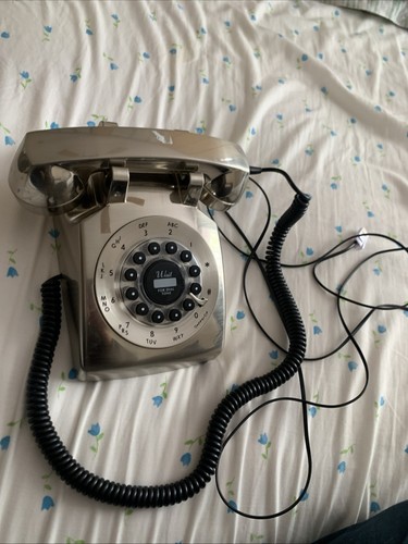 Vintage style telephone wait - telephone,