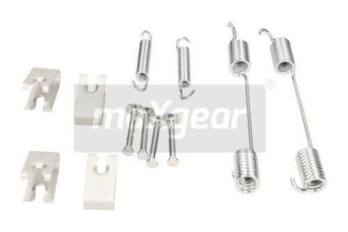 Brake shoes accessory set for