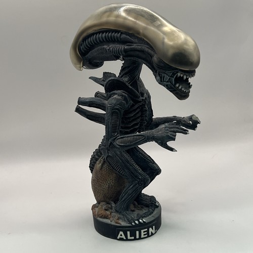 2004 alien head knocker - head, 7"