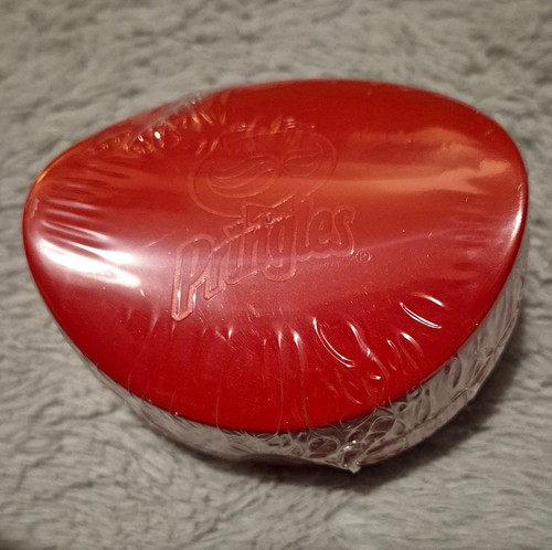 Pringles red snack pot - pringles,