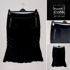 Pause Cafe Black Quirky