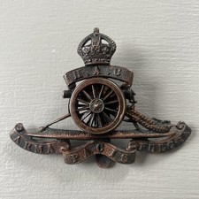 VINTAGE ORIGINAL HONOURABLE ARTILLERY COMPANY ARMY CAP BADGE BRASS