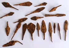 LOT OF 20 ANCIENT ROMAN IRON ARROWHEADS 200-300 AD. War Relics