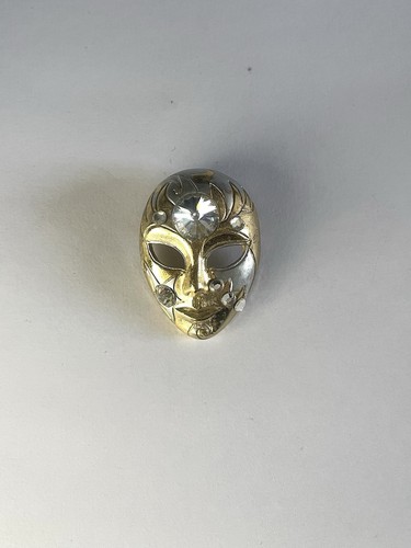 Silver metal rhinestone - silver,