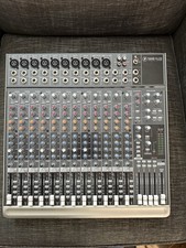 Mackie 1642VLZ4 16-channel 4-bus Mixer