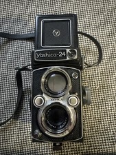 Yashica 24 L TLR 6x6 Medium Format Film Camera with 80mm F/3.5 Twin Lens