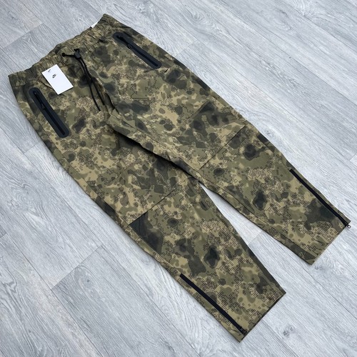 Nike tech woven - nike, cargo