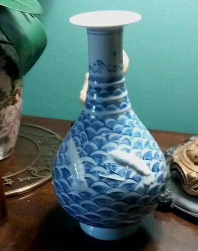 Blue white chinese - &,