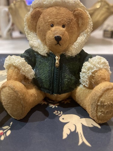 Harrods 2001 resin bear - harrods,