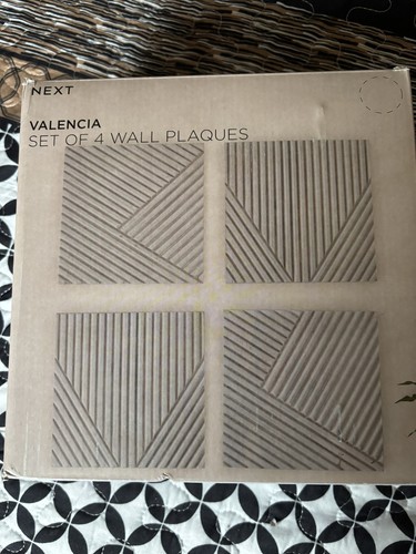 Next valencia wall - wall, set