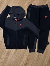Nike Tech Fleece /Dark Smoke Grey/Light Crimson Tracksuit Size Medium
