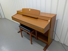 Yamaha Clavinova CLP-330C Digital Piano with matching stool stock nr 25478