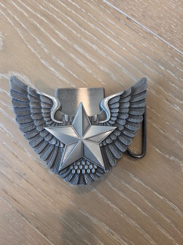 Winged star belt buckle with - buckle,