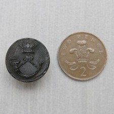 A Victorian Durham Light Infantry 22mm black bone(?) uniform button