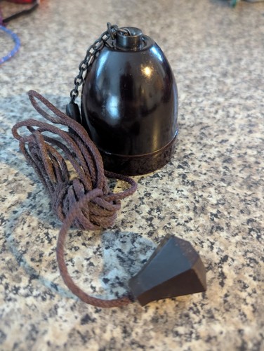 Vintage bakelite b22 - vintage,