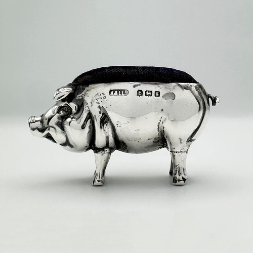Novelty pig pin - pin, cushion