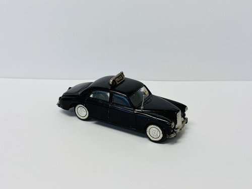 Corgi toys 209 riley - toys,