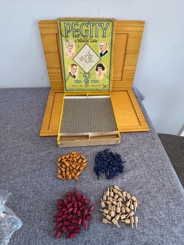 Vintage 1925 pegity board game - 1925,