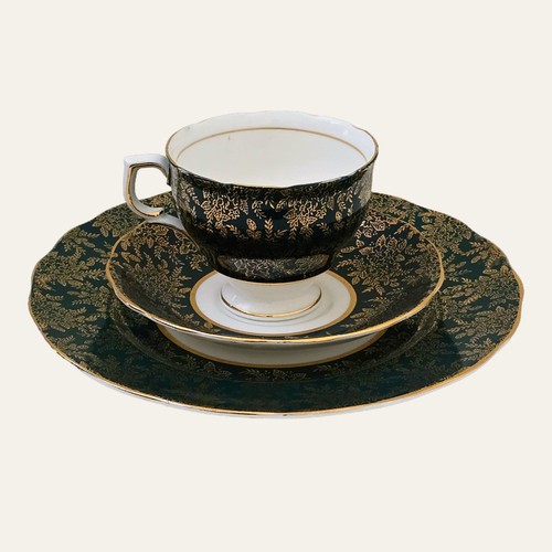 Vintage colclough tea trio set - colclough,