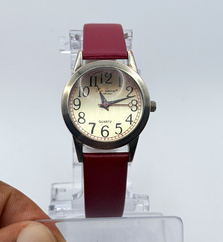 Gruen precision quartz analog - precision,