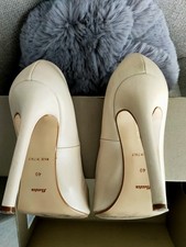 Women's High Heel Bata Pump