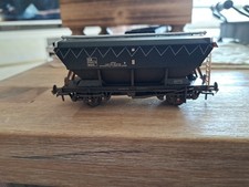 EXTRA WEATHERING Bachmann 46 Ton  Covered Hopper Wagon CEA Weathered