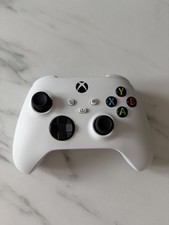 Microsoft Xbox Wireless Controller – Robot White (QAS-00001)