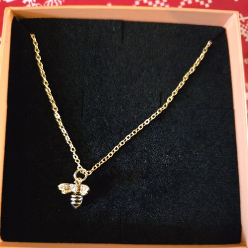 Gold plated bumble bee - gold,